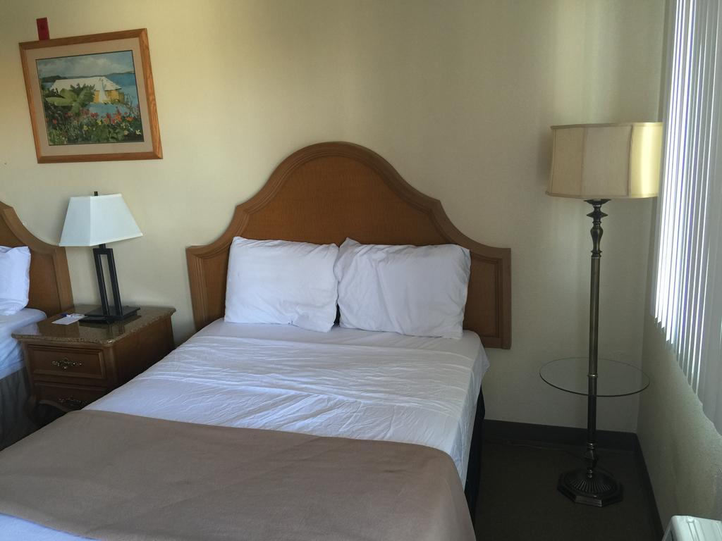 Motel 6 Henderson Nv Room photo