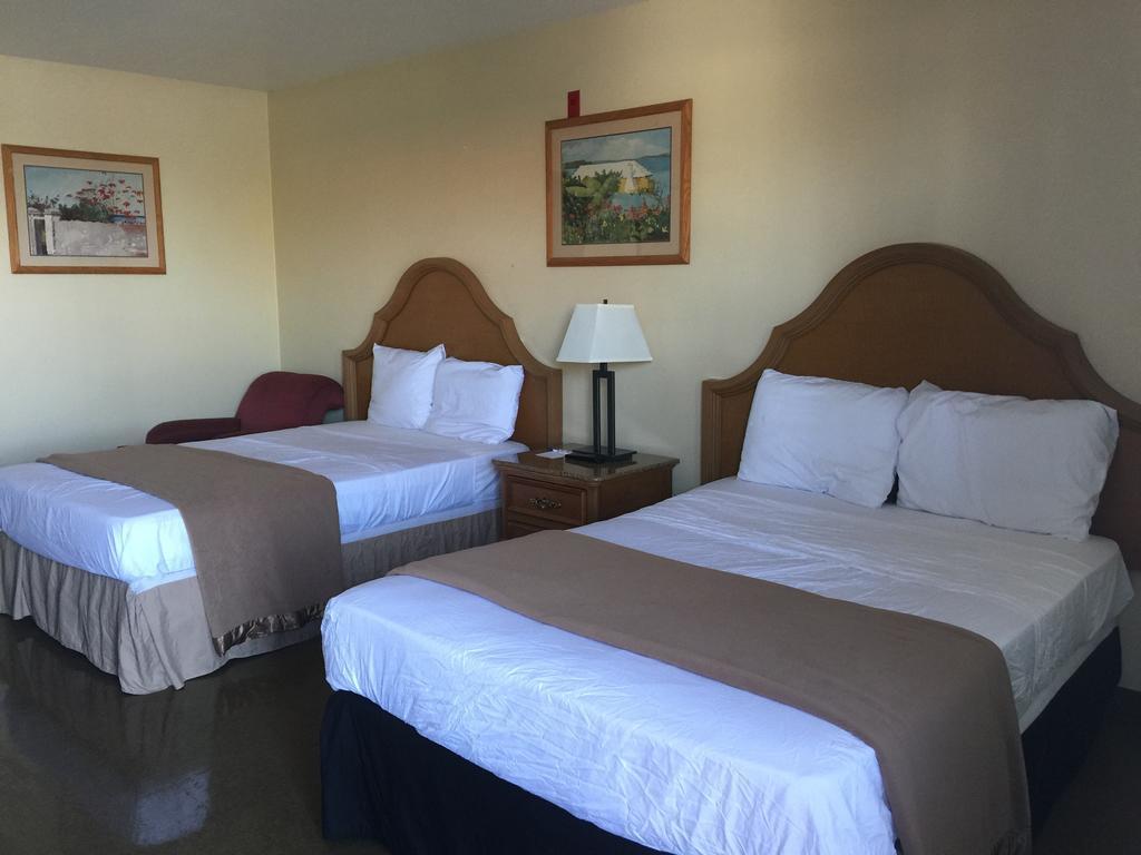 Motel 6 Henderson Nv Room photo